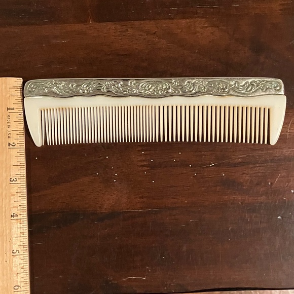 Vintage Hand Comb - Picture 4 of 7